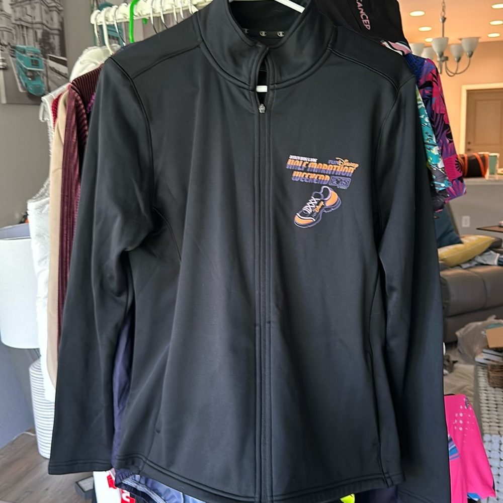 2015 Run Disney wine and dine jacket